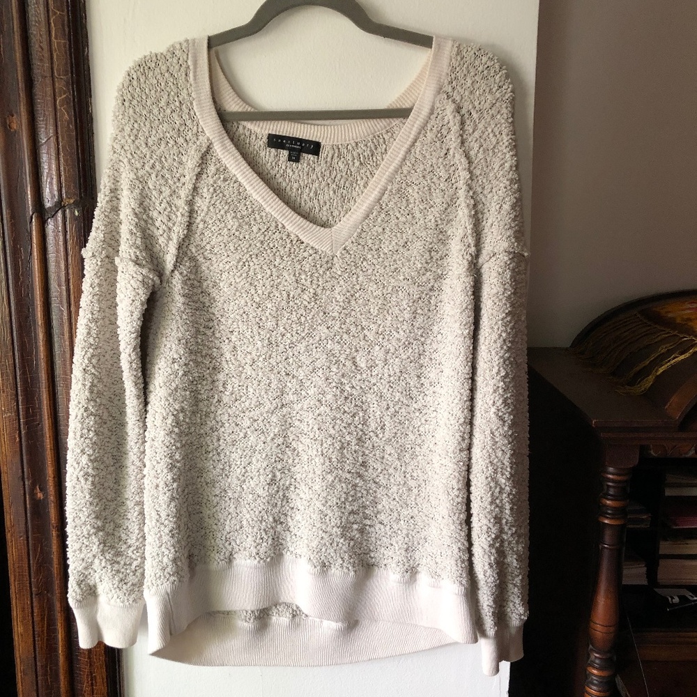 Sanctuary Cream V-Neck Popcorn Sweater